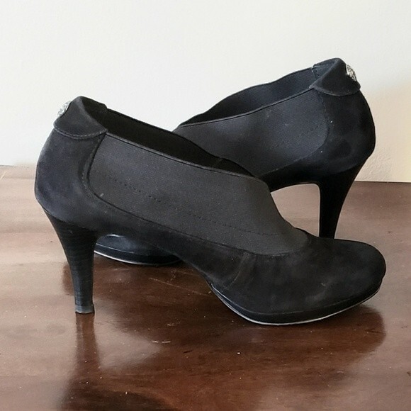 Anne Klein AK Wava Black Suede Women's Bootie  Size 7.5 M - Picture 4 of 10